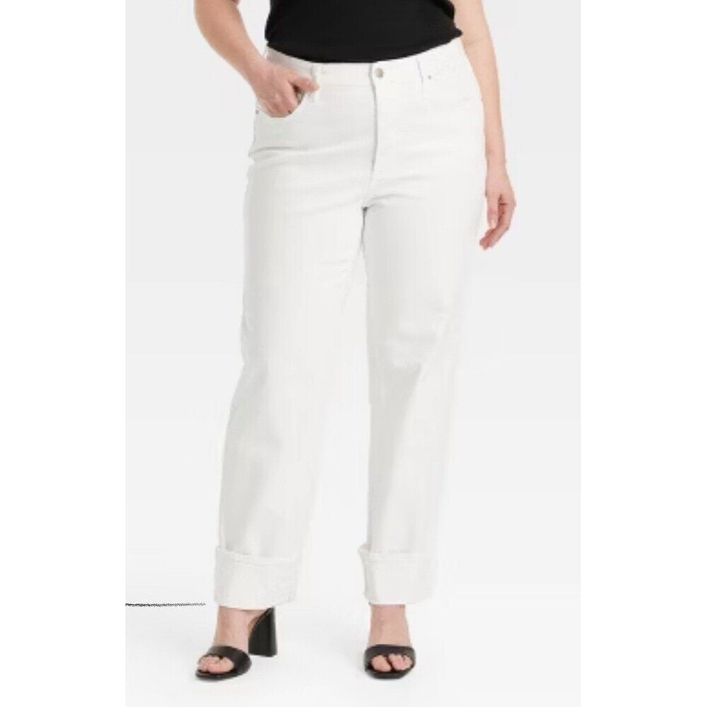 Women's High-Rise Straight Jeans - Universal Thread - White - 6Reg  35” Long W27